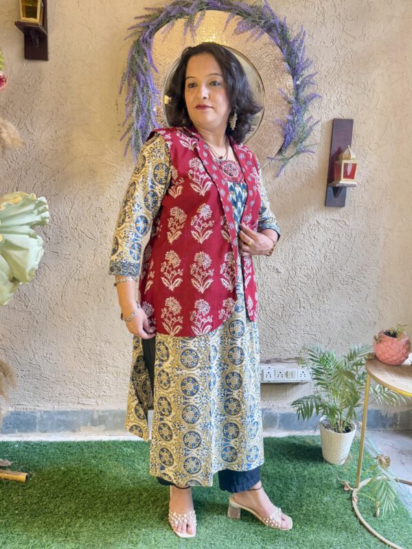 Crimson Elegance Kurti - Image 3